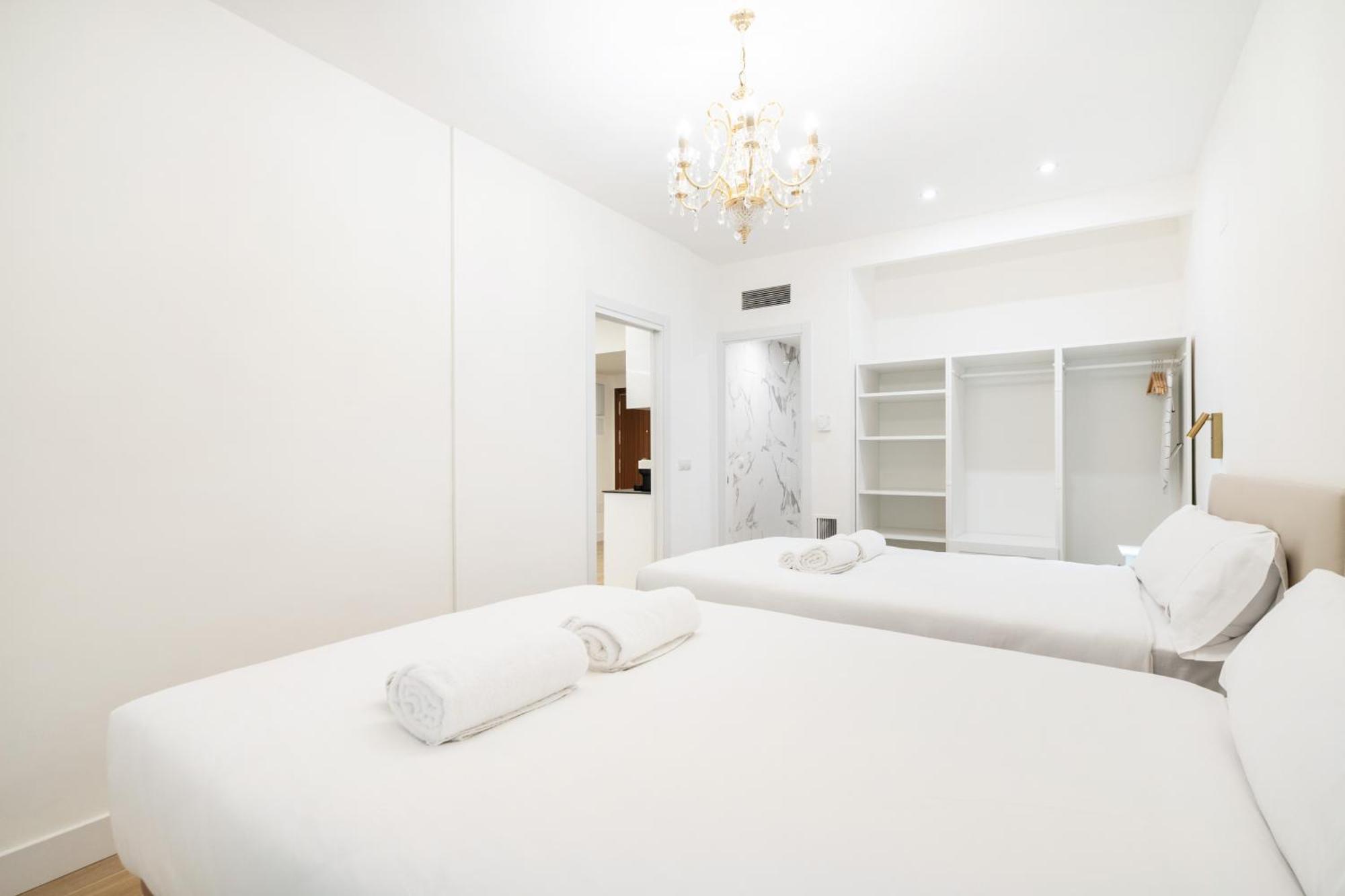 Ferienwohnung Apartamento Unico En Gran Via Madrid Exterior foto